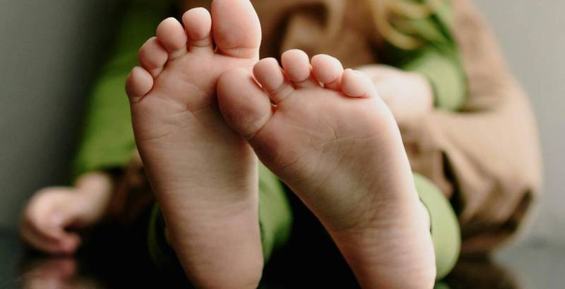 Child_Feet